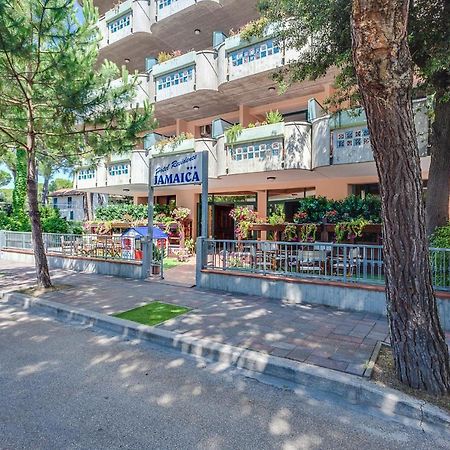 Hotel Residence Jamaica Milano Marittima Exterior photo