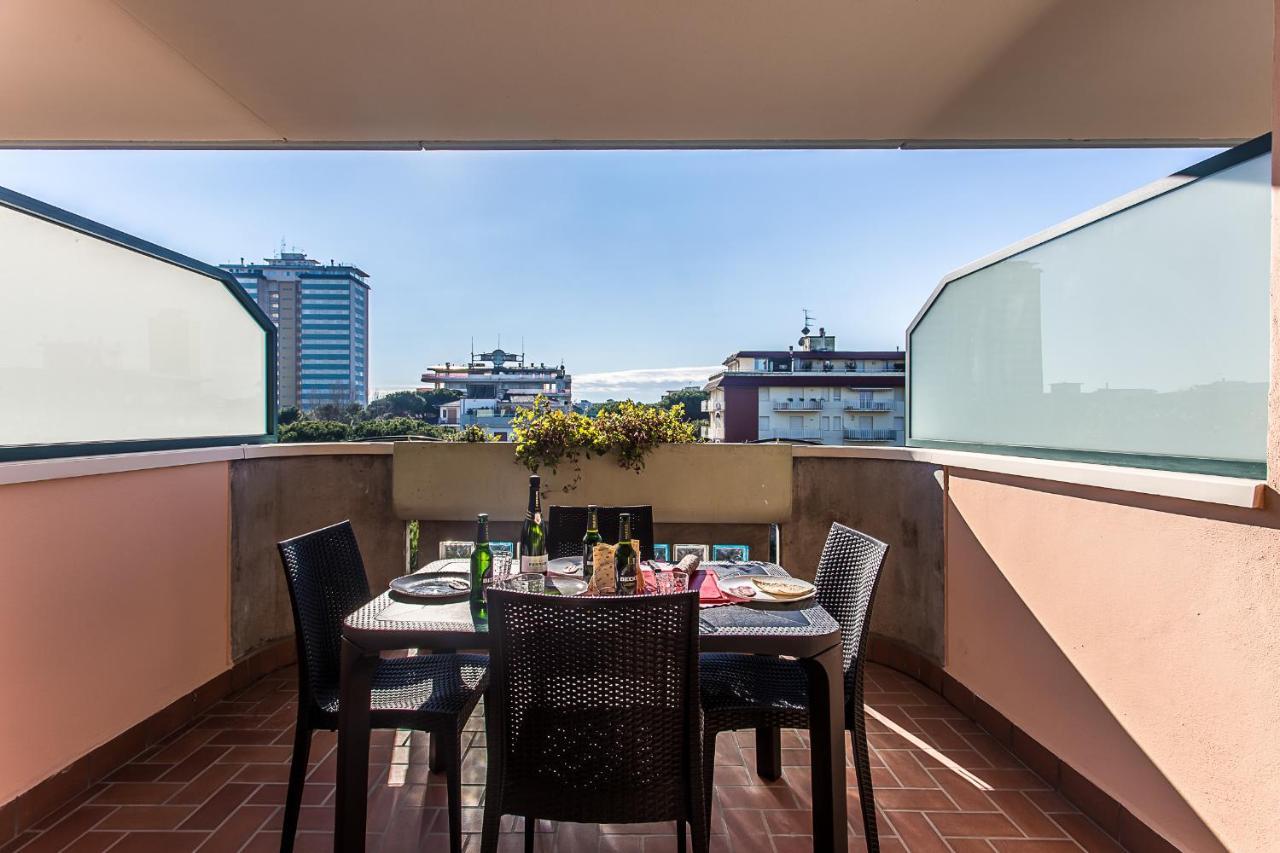Hotel Residence Jamaica Milano Marittima Exterior photo